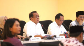 Menko PMK bersama sejumlah Menteri terkait dalam Rapat Koordinasi tentang persiapan mudik lebaran 2025/Foto: Kemenko PMK