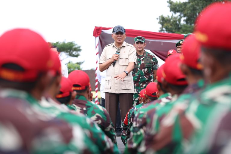 Menhan Sjafrie Ingatkan Pentingnya Sejarah dalam Pembekalan SPPI di Malang