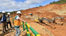 Ditemui Menteri Bahlil, Masyarakat Pulau Gag Minta Penambangan Nikel Dilanjutkan